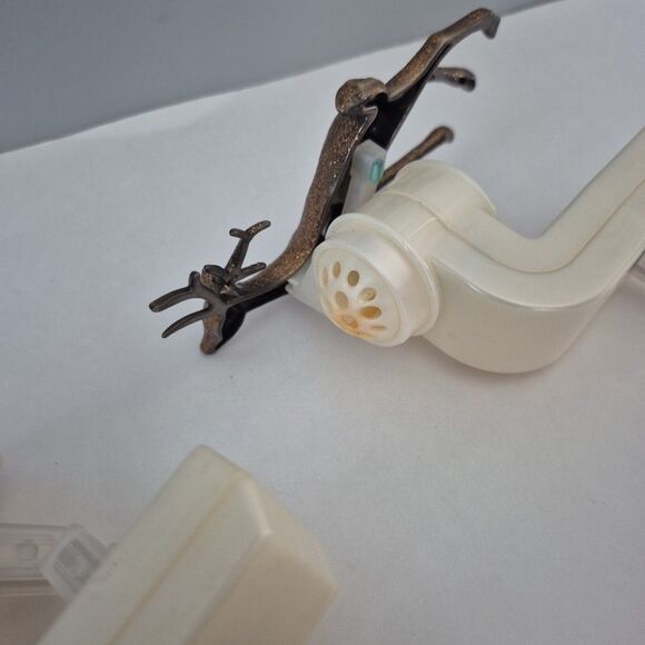 Bath and Body Works 5 Christmas Plug In Wallflowers Bells Wreath Tree Deer Bulb - Picture 7 of 11